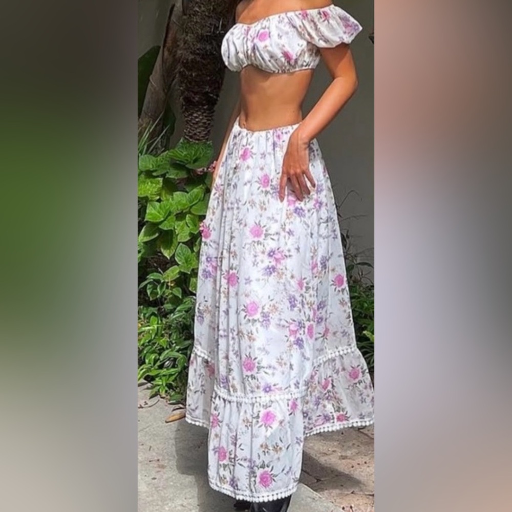 Adeirlina Maxi floral dress .